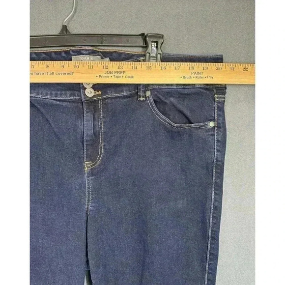 Torrid Jegging Jeans Womens 22R Super Soft High Rise 3 Button Medium Wash Denim - Picture 8 of 11